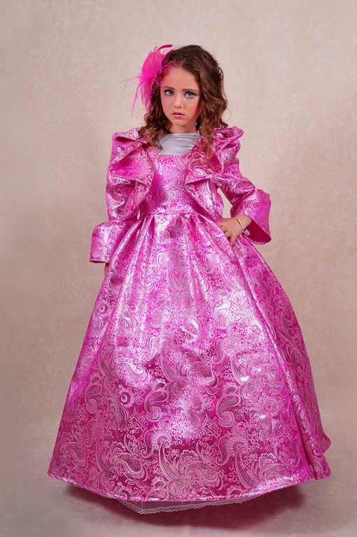 תחפושת של נסיכה מפוארת וצנועה לילדה - סופר שיין תחפושות צנועות מייצרים לך מה שילדות דתיות אוהבות ללבוש
